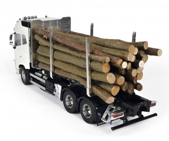 Tamiya 56360 1/14 Volvo FH16 Globetrotter 750 6x4 Timber Truck