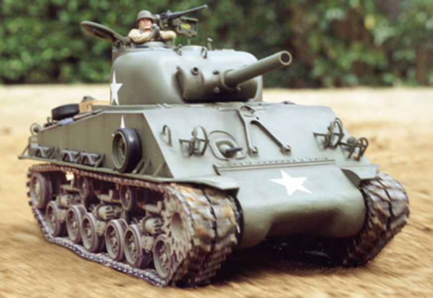 Tamiya 56014 1/16 M4 Sherman Tank 105mm Kit